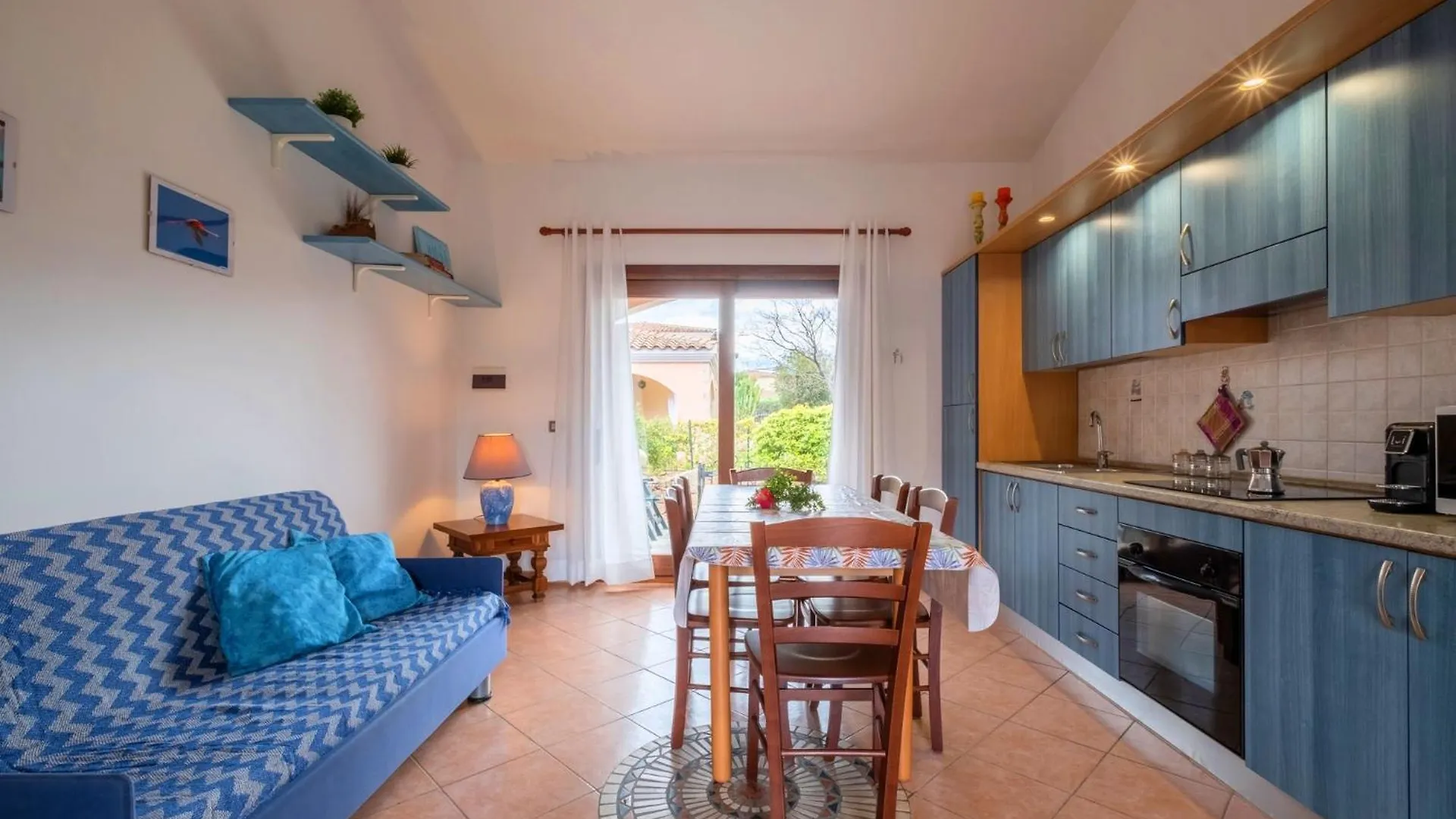 Villetta - Centro - Free Parking - Giardino - Bbq - Ac - Wi-Fi Veloce San Teodoro  0*, San Teodoro (Sardinia)